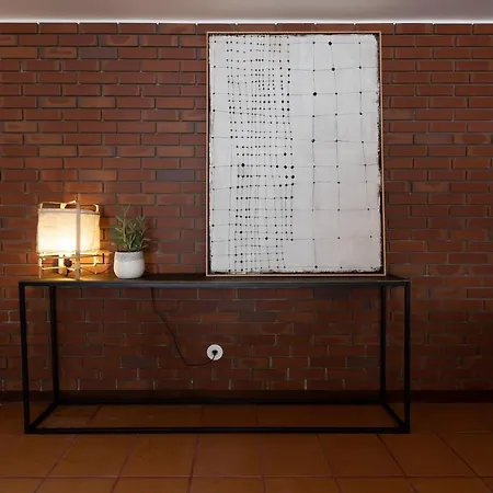 Villa 4 Bedroom Luxury - Riverside & Beachside