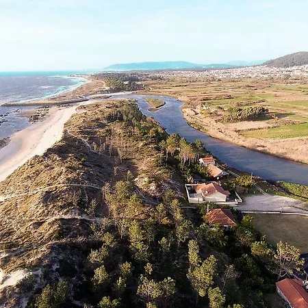 4 Bedroom Luxury - Riverside & Beachside Villa