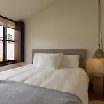 4 Bedroom Luxury - Riverside & Beachside Villa *