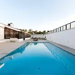 4 Bedroom Luxury - Riverside & Beachside * Esposende