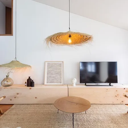 4 Bedroom Luxury - Riverside & Beachside 别墅