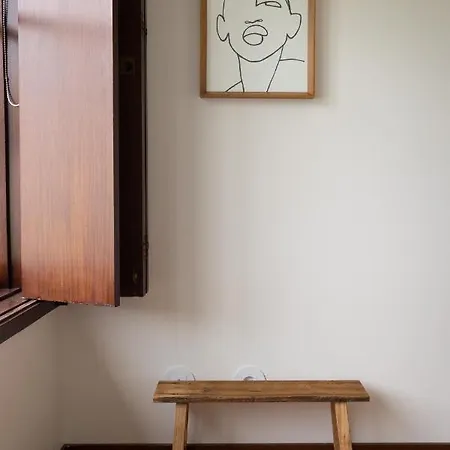 4 Bedroom Luxury - Riverside & Beachside Βίλα