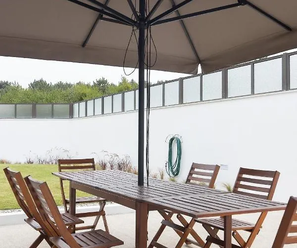 4 Bedroom Luxury - Riverside & Beachside Villa